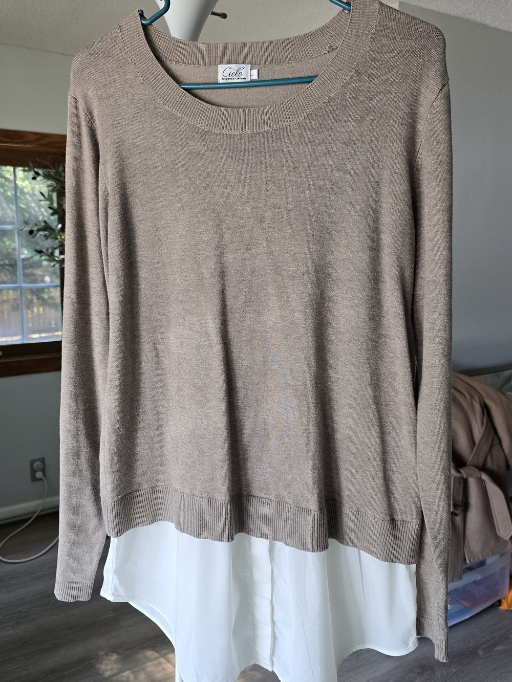 Cielo Taupe Layered Sweater with White Hem